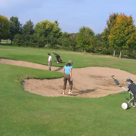 La Haye Et D'hotes 3* Avrillé