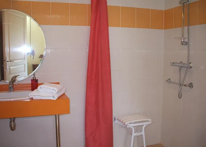 La Haye Et D'hotes Bed & Breakfast Avrillé